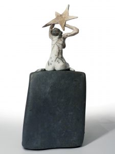 La décrocheuse d’étoiles - Grès - Raku - Sculptures céramique de Florence Lemiegre