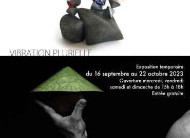 Affiche de l'exposition personnelle Vibration plurielle - Moulin de la filature du Blanc Du 16 septembre au 22 octobre 2023 - Mairie du Blanc - Indre - Exposition personnelle - Créations sculptures céramique de l'artiste Florence Lemiegre - Art contemporain - Sculptures céramique contemporaines - Artiste femme - Solo show