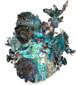 Noli me tangere "Mysteria nigrum rosa", création de Florence Lemiegre, Sculpture céramique, Exposition "Variations poétiques"