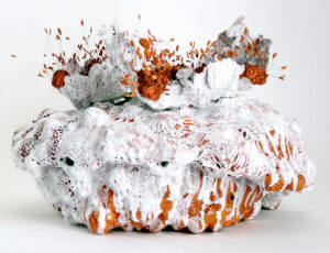 Noli me tangere Pistils “Cororora", création de Florence Lemiegre, Protection des océans, Vibrations, oscillations, langue océane, Sculpture céramique en faïence, terre rouge, Grand Palais, Art Capital 2026, salon Comparaisons