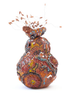 Noli me tangere Pistils “Tiny Mama Deep Blues Songlines aqua abori“, Création de Florence Lemiegre, Faïence, Terre rouge Normande, protection des océans, biodiversité, fonds marins, vibration, un langage des mers, vibrations, oscillation, mouvements, protection des mers, faïence rouge de Normandie, protection des océans, biodiversité, océans en danger, fonds marins, vibrations, respiration, langue des fonds marins, chant des sirènes, création de Florence Lemiegre